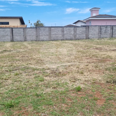 Terreno à Venda no Condomínio Monte das Araucárias