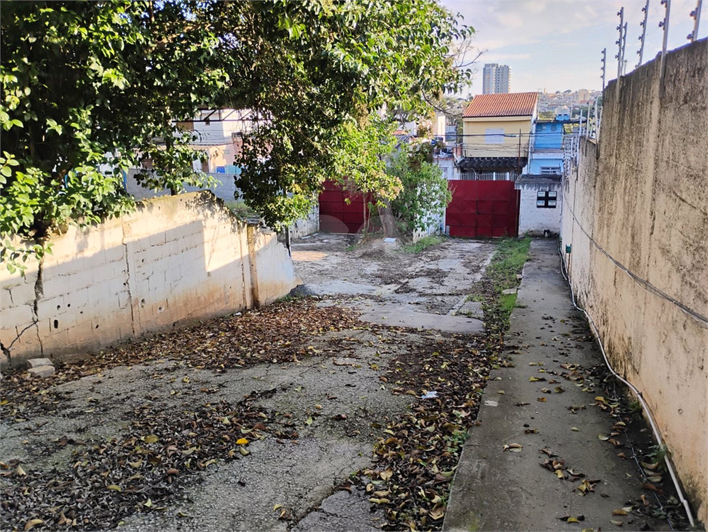 Aluga-se imóvel comercial na Zona Sul com 1500 m2
