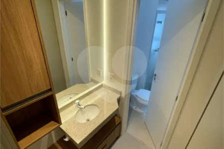 Apartamento para venda no Campo Belo de 42,14 m² - 1 dormitório - 1 banheiro - ar condicionado