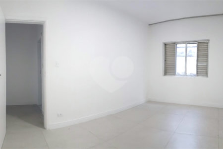 Apartamento com dois dormitórios na Bela Vista