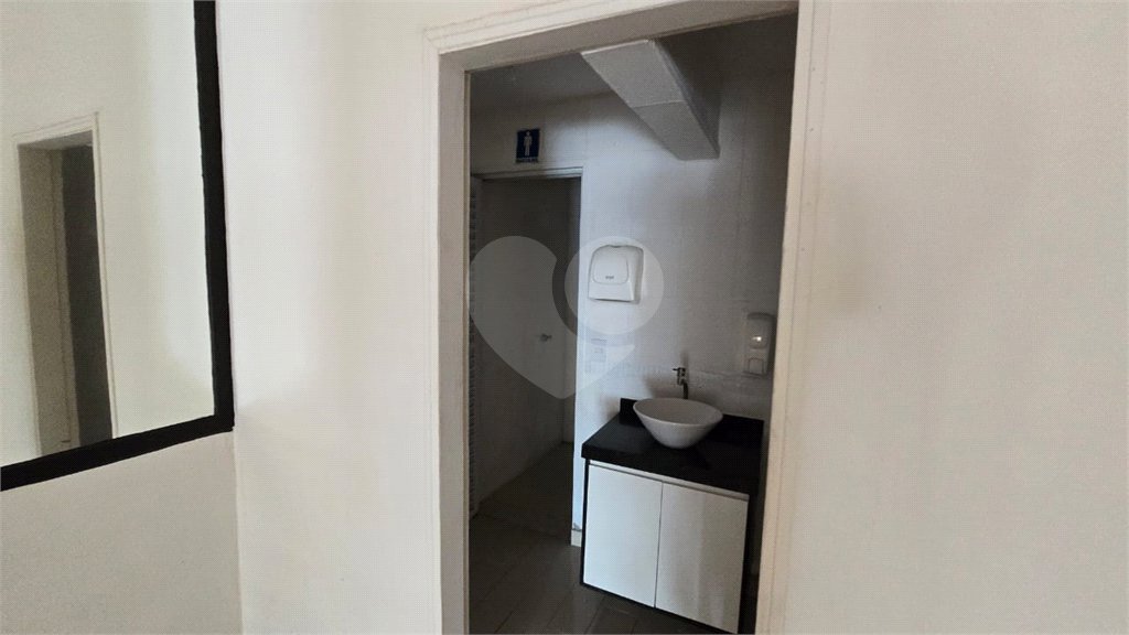 Salão 110m² comercial na Lucas Nogueira Garcez - Atibaia- SP