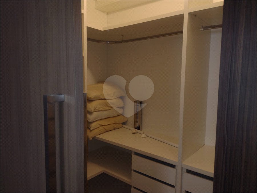 Apartamento á venda no Condomínio Edifício Murano