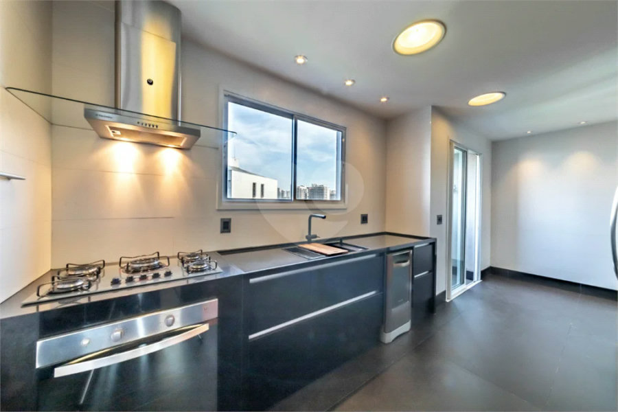 Vila Clementino - 161 m² | 2 dormitórios, com possibilidade de 3 | suíte master | 3 vagas | depósito