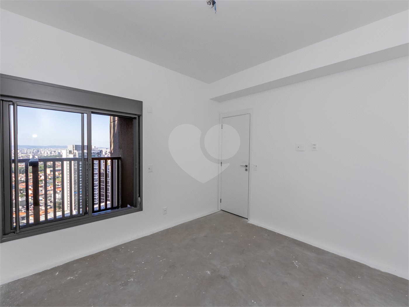 APARTAMENTO NOVO 4 DORMITÓRIOS À VENDA NA SAÚDE