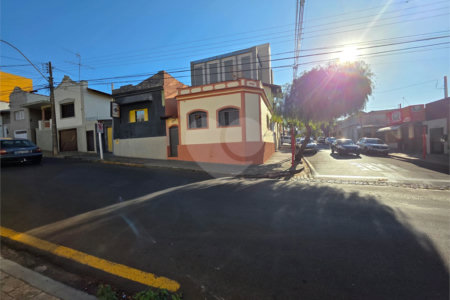 Sobrado 3 quartos 1 suíte centro