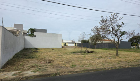 Terreno à venda em Jardim de Cresci, São Carlos, SP