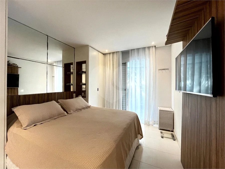 Apartamento à venda com 3 quartos, sendo 1 suíte, em Riviera de São Lourenço, Bertioga, SP