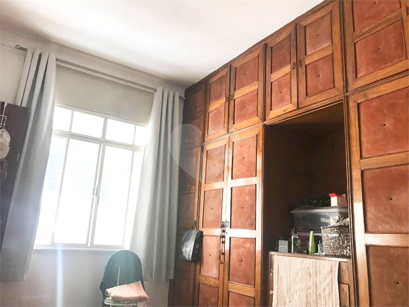 Apartamento na Bela Vista de 345m2 com 4 quartos (sendo 1 suíte.