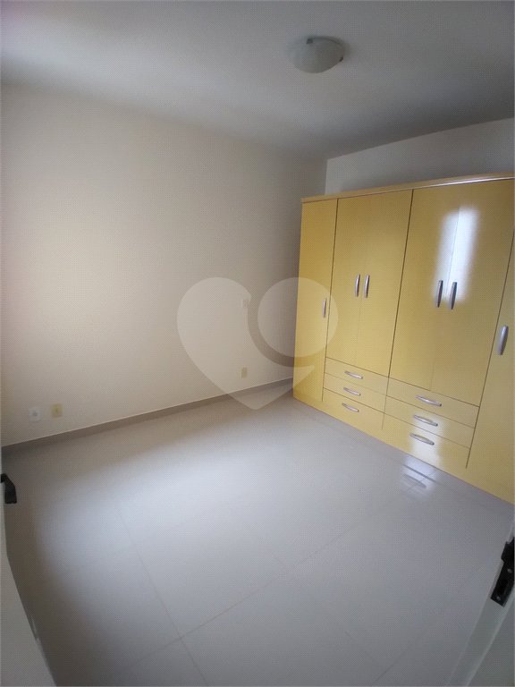 Apartamento com 3 dormitórios sendo 1 suíte.