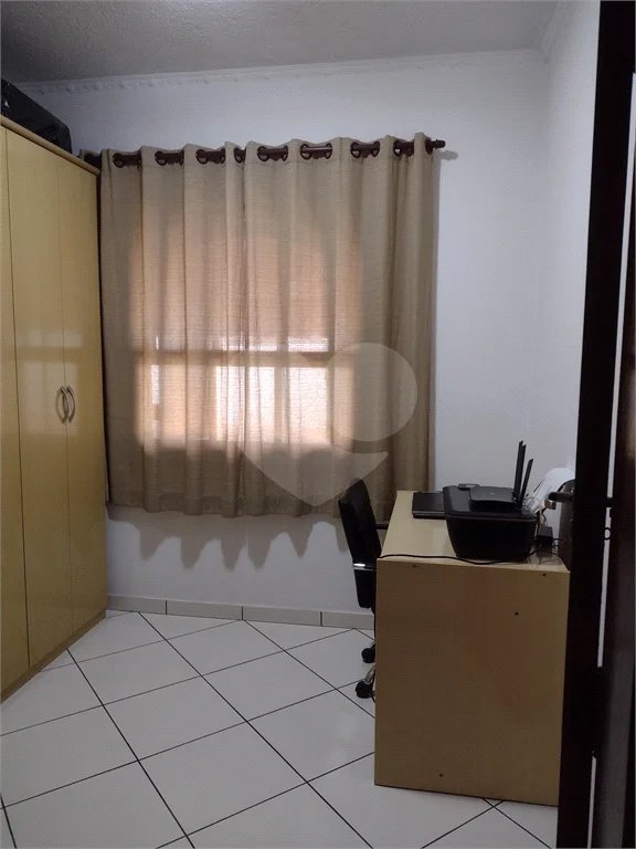 Casa com 180m² , 3 dormitórios , sendo 1 suíte , 2 vagas , à venda em Itaquera