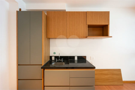 LINDO STUDIO DE 32M² PRÓXIMO DE TUDO