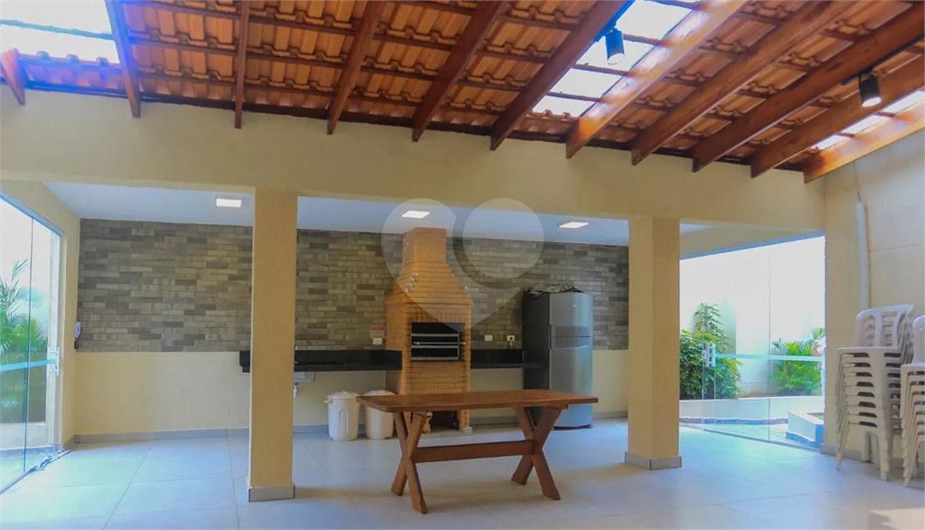 Apartamento a venda na Saúde de 80 metros com 3 dormitórios 1 suíte, 2 vagas e Depósito.