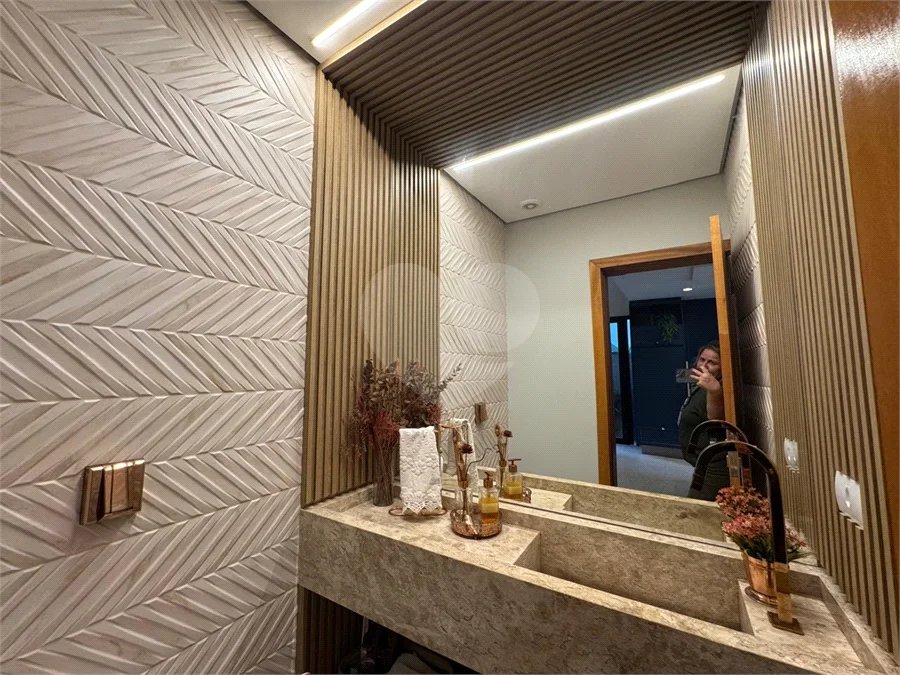 Casa à venda com 3 quartos, sendo 1 suíte,  no condomínio Parque Residencial Damha 2, Piracicaba - SP