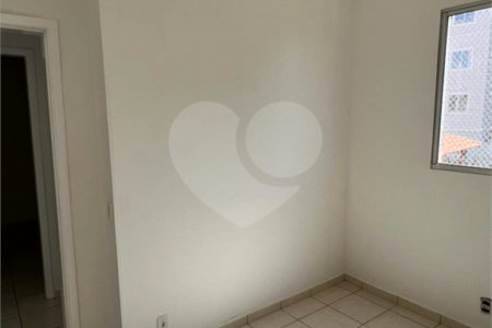 Apartamento no Condomínio Residencial Parque Romance.