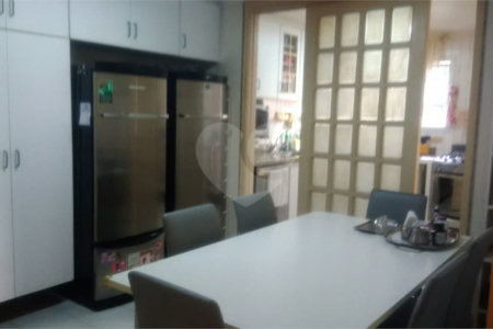 APARTAMENTO PRÓXIMO METRÔ SÃO JUDAS.