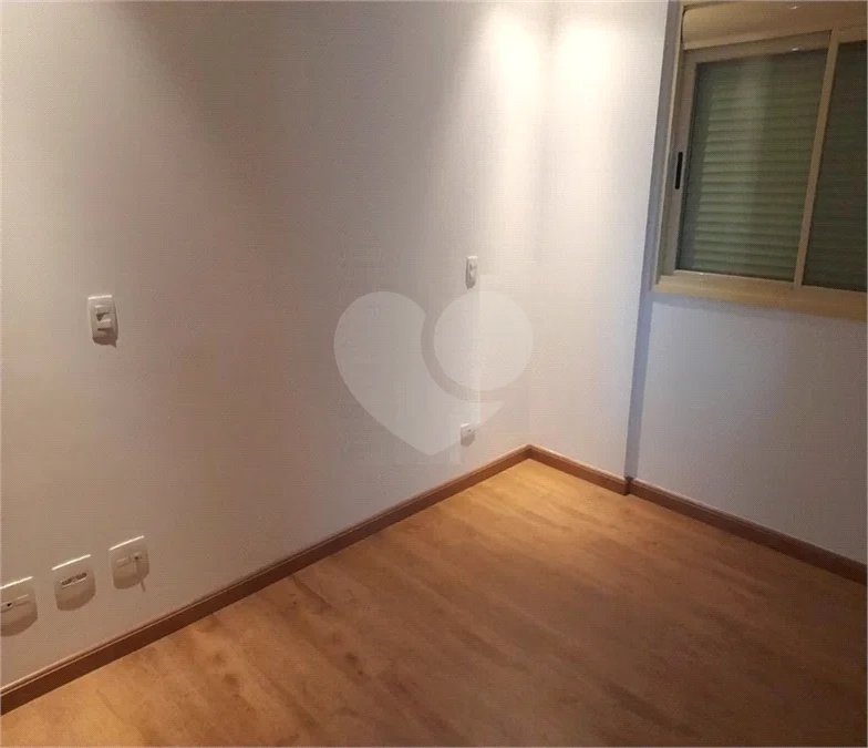 APARTAMENTO DE 44,5 M² COM 01 DORMITÓRIO E COZINHA COM ARMÁRIOS, VARANDA GOURMET E VAGA PARA LOCAÇÃO EM SANTANA