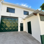 Galpão comercial/industrial com 627 m² no Bairro Planalto, em São Bernardo do Campo, próximo à Via Anchieta, com piso fabril, escritórios e mezanino.