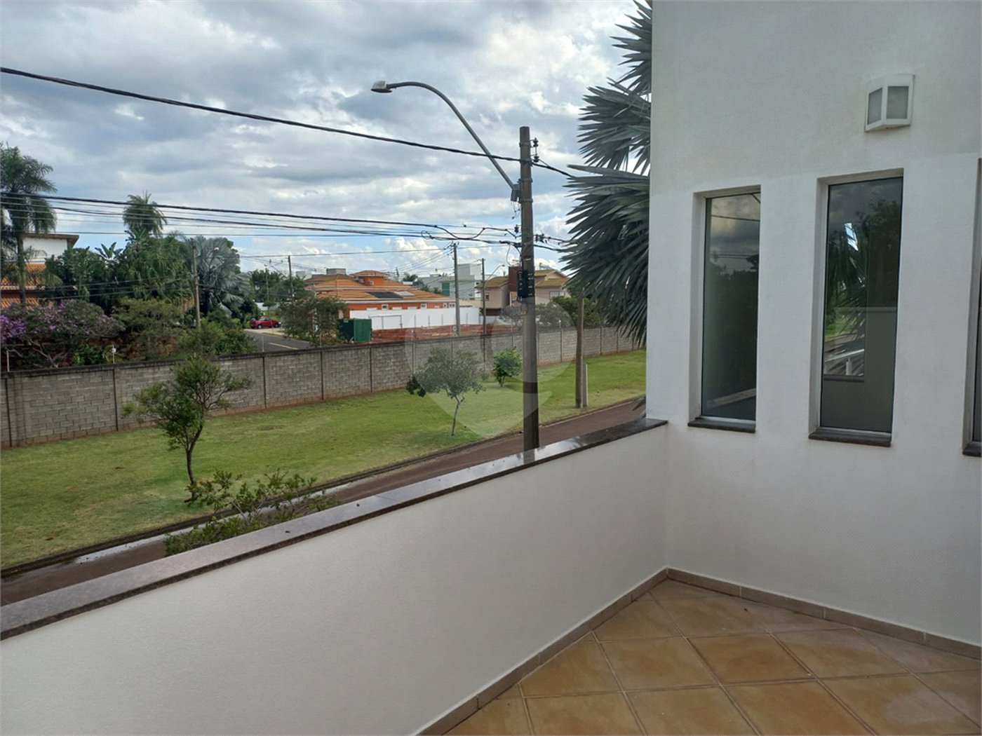 Sobrado no Damha I .