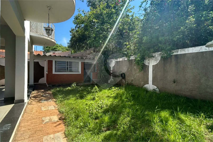 Venda Casa com 4 Dormitórios no Parque Santa Cecília