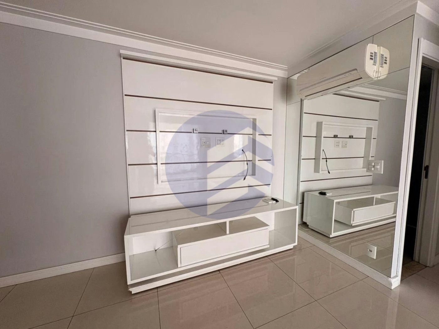 Apartamento à venda com 2 quartos em Jardim Esmeralda, São Paulo - SP
