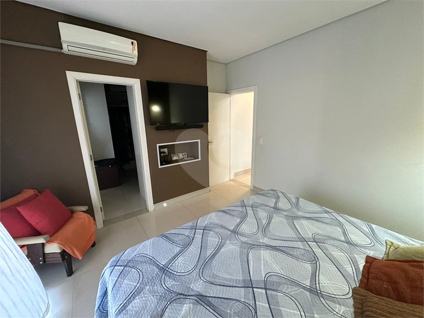 Casa para Venda e Locação em Condomínio Fechado no Bairro Campestre em Piracicaba - SP.