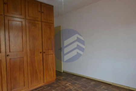 Sobrado à venda com 4 quartos em Jardim Trussardi, São Paulo - SP