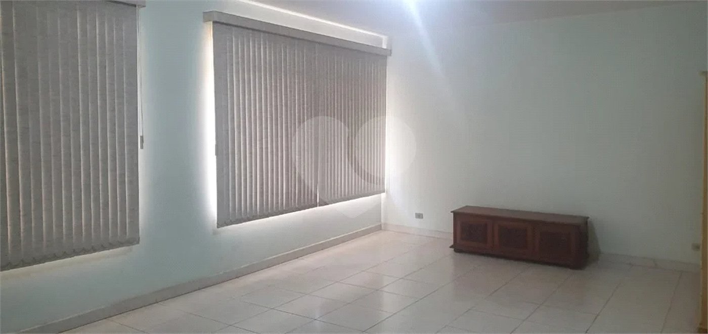 Casa Residencial ou Comercial para alugar em Piracicaba - SP.