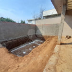 Casa em Construção com Área Gourmet e Piscina no Condomínio Damha II