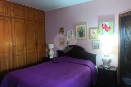 Linda casa em ótima localização!!