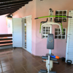 Casa à Venda no Santa Marta com 3 Suítes e Piscina