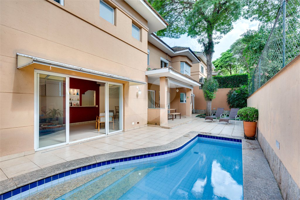 Casa à venda com 4 suítes no condomínio The Buckingham, São Paulo - SP
