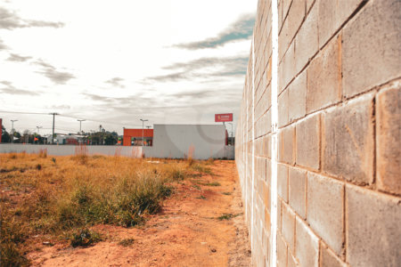 Terrenos Estratégicos – Avenida Getúlio Vargas | 2.175,78 m² (Potencial: 11.437,80 m²)
