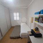 Linda Casa 3 dormitórios com piscina - R$ 950.000,00
