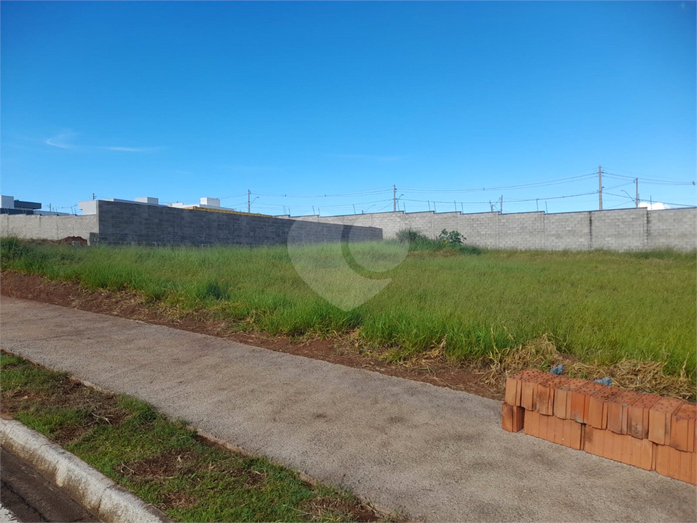 Lote Comercial à Venda na Avenida Bruno Ruggiero -São Carlos/SP