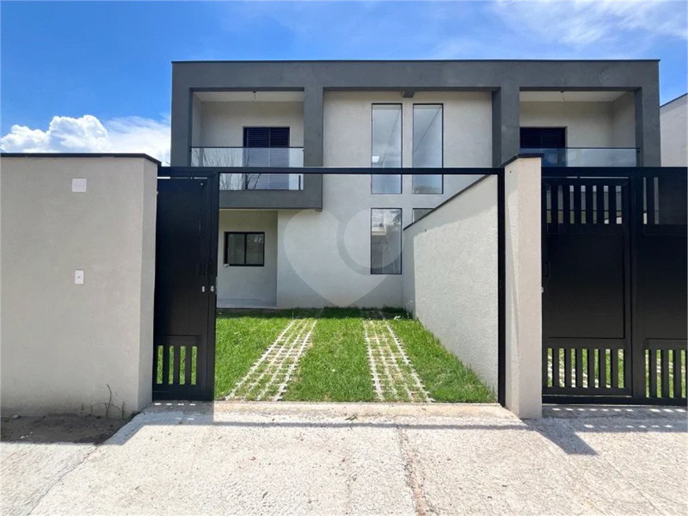 Casa à venda com 2 suítes em Boraceia, Bertioga, SP