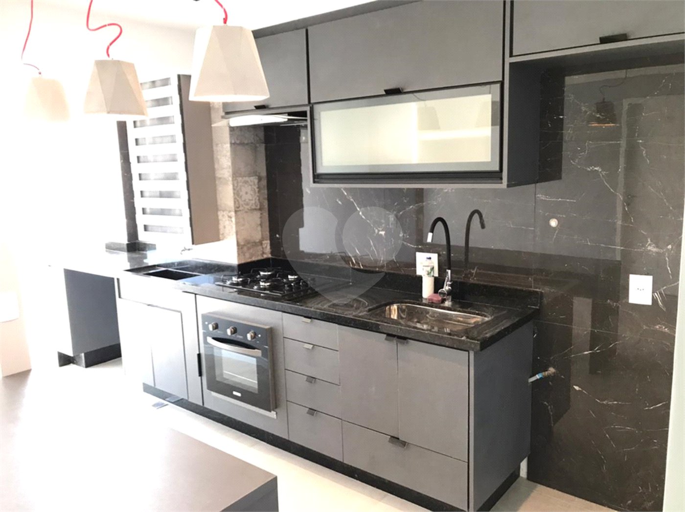 Vila Mascote 1 suite 1 vaga Maravilhoso padrão de acabamento Com Ar Condicionado