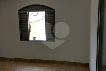 Três casas em terreno de 402m² , à venda no bairro Barcelona em São Caetano do Sul.