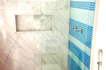 Indaiatuba - Casa no Condomínio Amstalden - Sobrado - 4 suítes - 2 banheiros sociais - Piscina aquecida com Hidro - Móveis planejados - 334,89 de obra - 370 construção com a piscina - IPTU 513,00 - Condomínio 1091,00 - Condomínio com salão de festa - Quadra de futebol - Lago para pescas