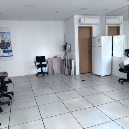 Sala comercial com 39m² , 1 vaga de garagem, à venda na Saúde