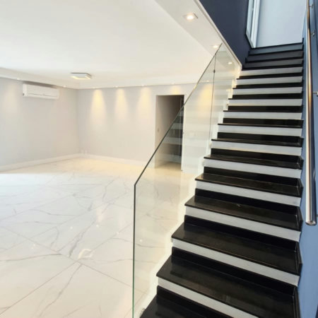 COBERTURA DUPLEX DE ALTO PADRÃO NA VILA SÃO FRANCISCO | 233 m²