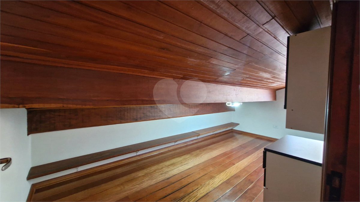Casa sofisticada à venda em bairro nobre de Atibaia | 3 dormitórios | 408 m²