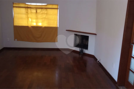 Sobrado amplo com 3 dormitorios e area de lazer a venda