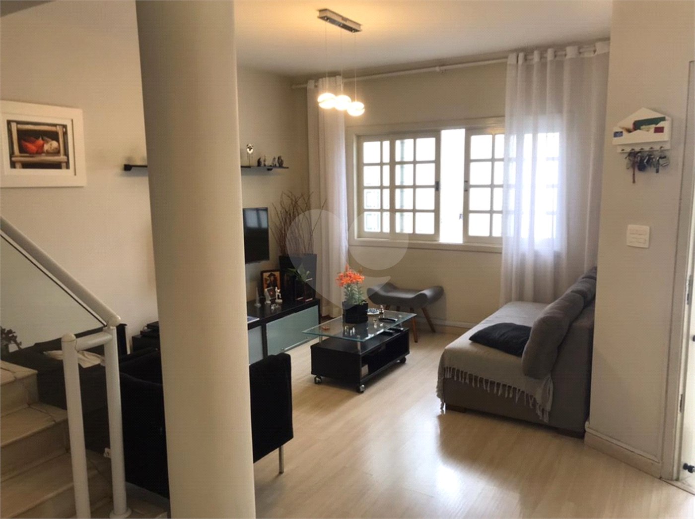 Casa Sobrado à venda no Planalto Paulista de 153m² com 3 dormitórios e 2 vagas