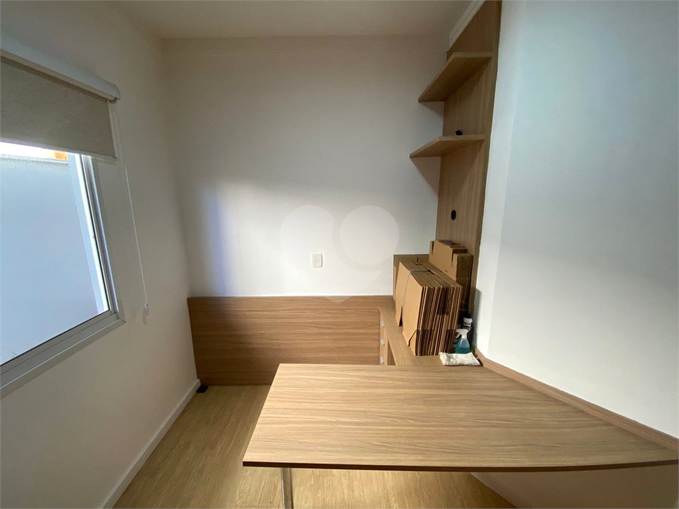 Casa térrea com piscina para venda no Condomínio Quebec.