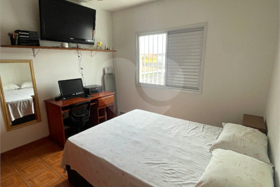 Casa Sobrado na Vila Jardim Formosa, 2 dormitórios, 2 vagas de garagem