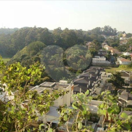 Apartamento à venda com 4 suítes em Real Parque, São Paulo, SP