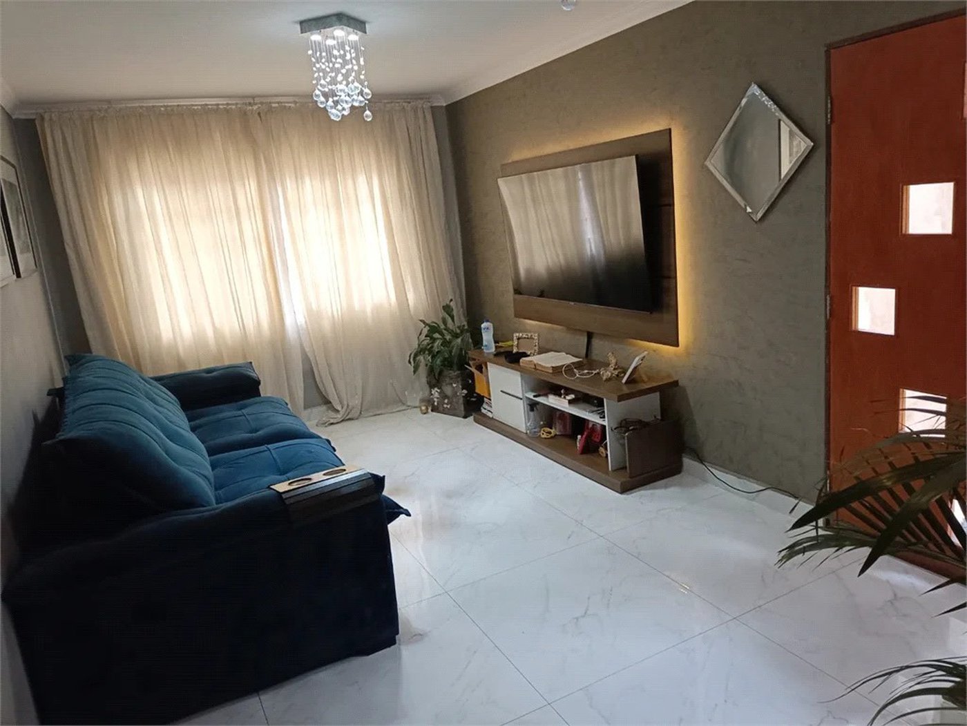 Casa à venda com 3 quartos, sendo 1 suíte, em Butantã, São Paulo, SP