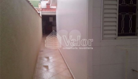Casa à venda com 3 quartos, sendo 1 suíte,  em Planalto Paraíso, São Carlos, SP
