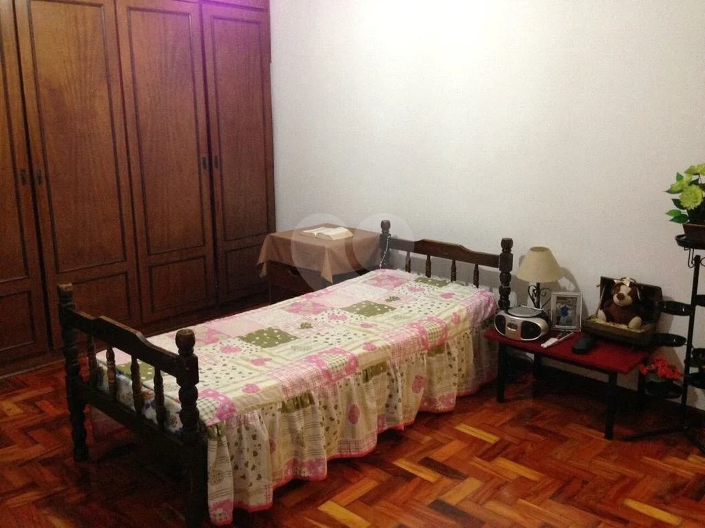 Casa com 400m² , 4 dormitórios , sendo 4 suítes , 4 vagas , à venda no Jabaquara.