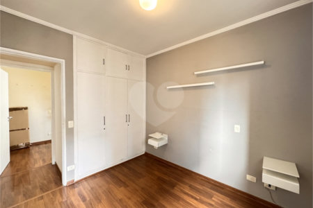 Apartamento Moema – 3 Dormitórios - Ar Condicionado - 80 mts², 2 Vagas